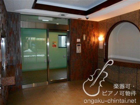 シンフォニー所沢 8:00～23:00演奏可　西武池袋線　所沢駅　武蔵野音大　日大芸術学部 エントランス
