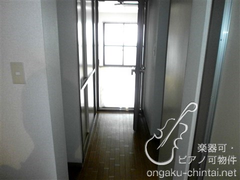 ウエストフラット 9:00～22:00演奏可　東邦音楽大学　尚美学園大学 リビング