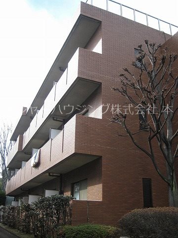 アースポイント 9:00～21:00演奏可　武蔵野音楽大学　日本大学芸術学部 外観