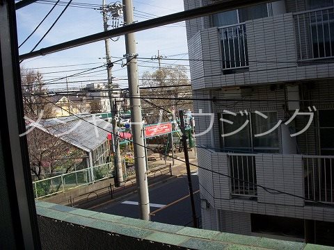 第一藤井マンション 9:00～22:00演奏可　武蔵野音楽大学　日本大学芸術学部　　 ベランダ