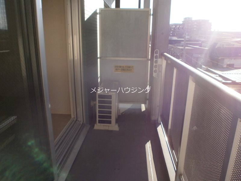 ウエストヴィレッジ  08:00～20:00演奏可　中央線　立川駅 ベランダ