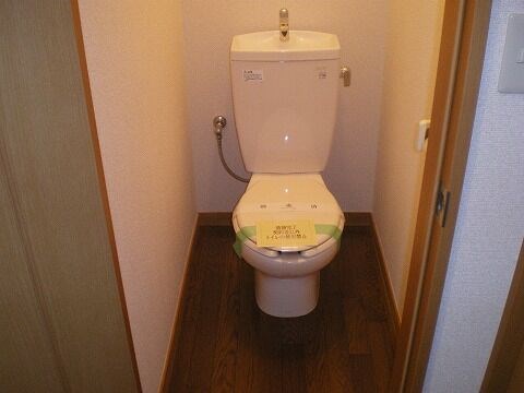 フラット３５F　アップライトピアノ可・他楽器の演奏相談、楽器演奏時間９：００～２１：００　リーズナブル　角部屋 トイレ