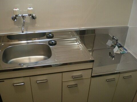 フラット３５F　アップライトピアノ可・他楽器の演奏相談、楽器演奏時間９：００～２１：００　リーズナブル　角部屋 キッチン