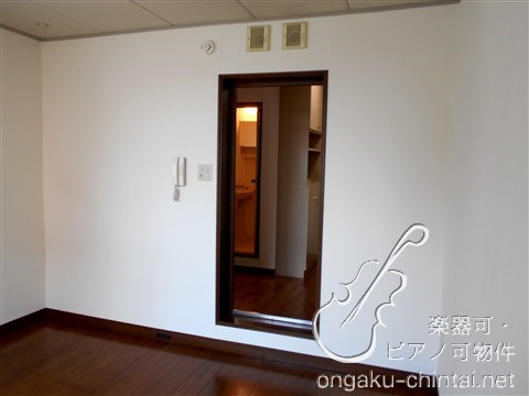 グリーンガーデンＴクレフ 　１階24時間　２階9：00～21：00演奏可　東京藝術大学　上野学園大学 ベッドルーム