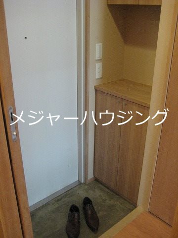 メイプルアーベント赤坂　09:00～21:00を目安に演奏可 玄関
