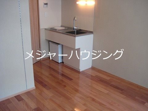 メイプルアーベント赤坂　09:00～21:00を目安に演奏可 キッチン