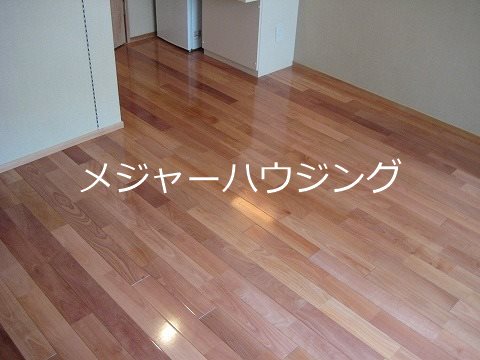 メイプルアーベント赤坂　09:00～21:00を目安に演奏可 ベッドルーム