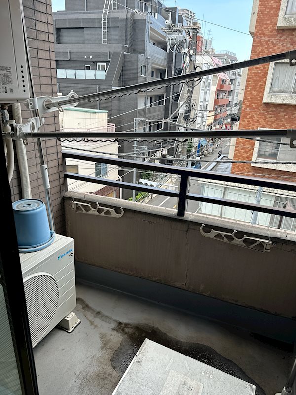 銀友ビル ベランダ