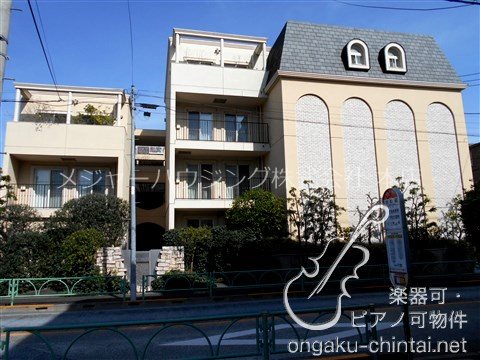La Bella Vita（ラベラヴィータ) 23時まで演奏可 外観