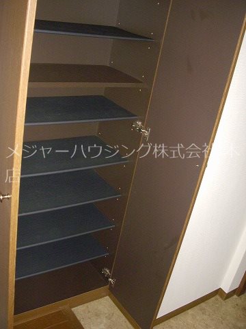 MOE笹塚  08:00～23:00 演奏可　京王線　笹塚駅　桐朋学園大学 シューズＢＯＸ