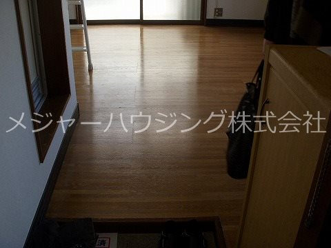 ドミール中山　09:00～21:00 演奏可 玄関