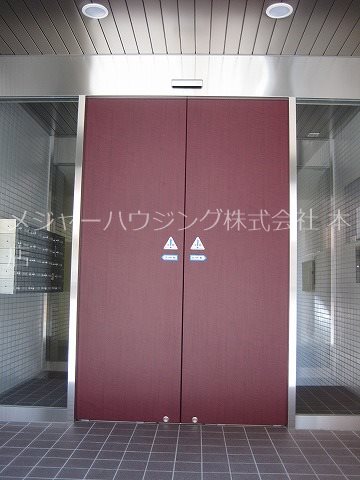 ヴェルラトゥール 6:00～24:00演奏可 昭和音楽大学 エントランス