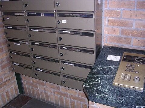 ラ・コンチェルト 8:00～23:00演奏可 エントランス