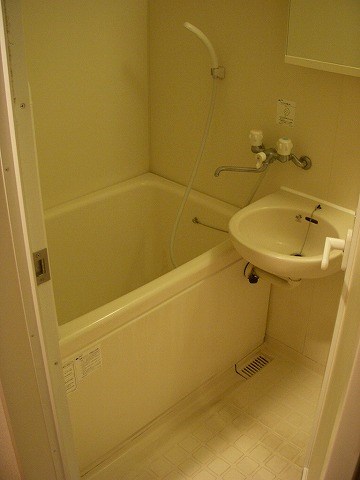 アップルヴィレッジ　9:00～20：00演奏可 武蔵野音楽大学　日本大学芸術学部 風呂画像