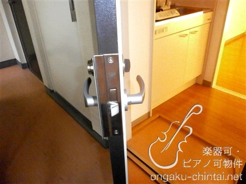 サニーハウス広木Ⅱ 9:00～21:30演奏可 玄関