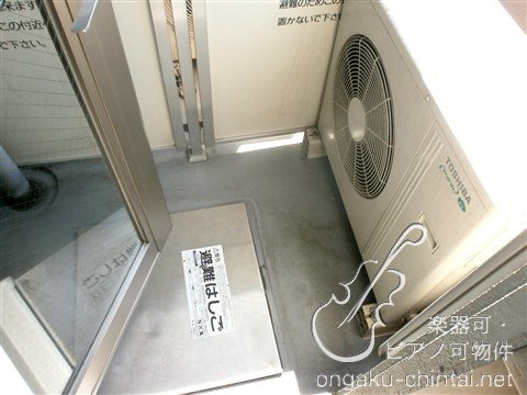 アーバンステージ上野  9:00～22:00演奏可　東京藝術大学　上野学園大学 ベランダ