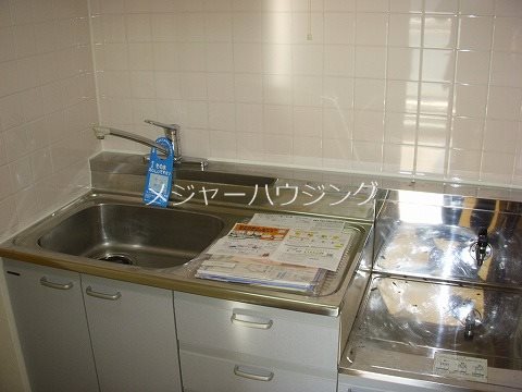 ピアチェーレ三鷹 8:00から23：00演奏可　総武線各駅停車始発駅 別タイプ