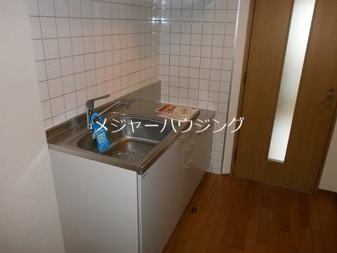ソナーレ湘南台　8時〜23時演奏可　湘南台駅　藤沢市　 キッチン