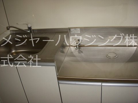 ON　AIR 8:00～23:00演奏可　洗足学園大学 ※別部屋参考写真