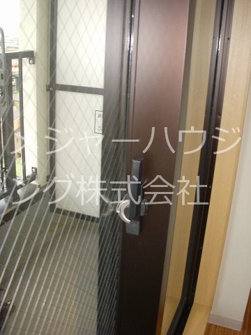 ON　AIR 8:00～23:00演奏可　洗足学園大学 ※別部屋参考写真