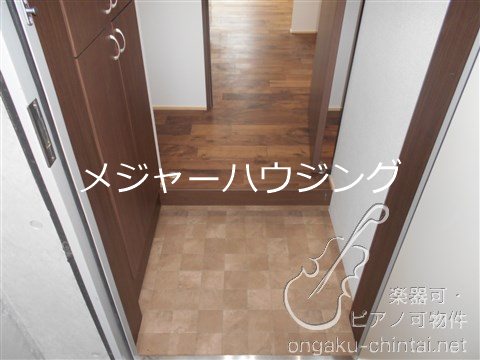 TOSCA大山 24時間演奏可 防音室　２４時間演奏可 玄関
