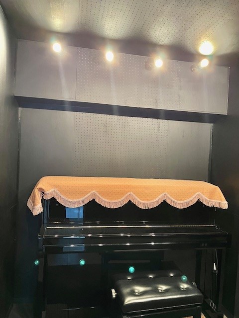 サンライズ砂川　防音室　アップライトピアノ付き その他