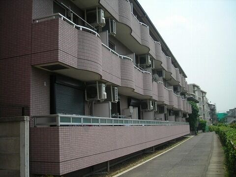 ラフィーネ溝ノ口 8:30～23:00演奏可　　グランドピアノ・声楽・弦楽器・木管楽器（一部除く）演奏可能 外観