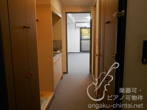スワースモアS 9:00～22:00演奏可　　武蔵野音楽大学　日本大学芸術学部 リビング