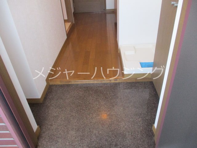 K・Rソナーレ　グランドピアノ・声楽・弦楽器・木管楽器・金管楽器の演奏可　8：00～23：00 玄関