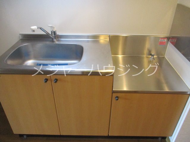 K・Rソナーレ　グランドピアノ・声楽・弦楽器・木管楽器・金管楽器の演奏可　8：00～23：00 キッチン