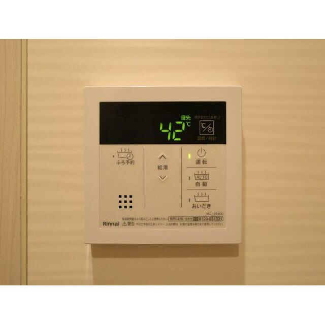 ムジーク北参道　7:00～23:00演奏可　アップライトピアノ・弦楽器・金管楽器他各種相。 設備