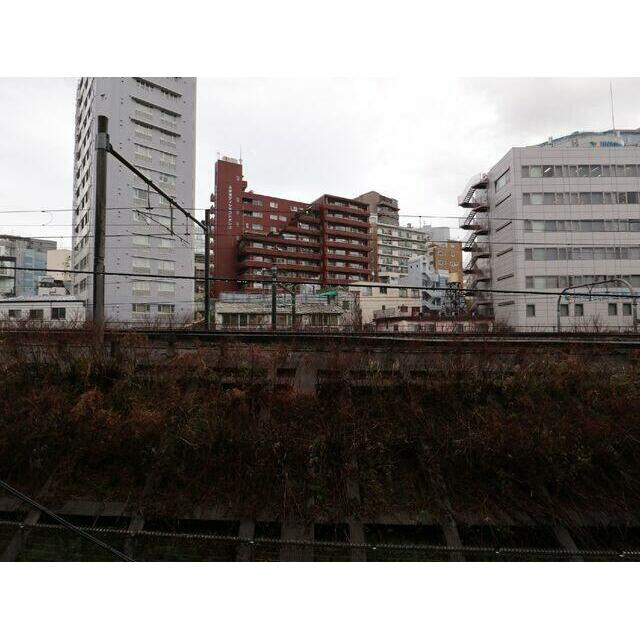 ムジーク北参道　7:00～23:00演奏可　アップライトピアノ・弦楽器・金管楽器他各種相。 景色