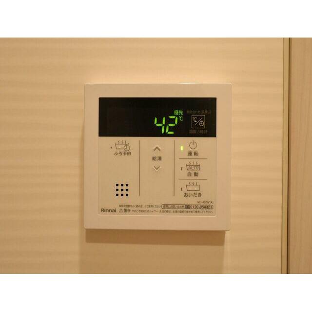 ムジーク北参道　7:00～23:00演奏可　アップライトピアノ・弦楽器・金管楽器他各種相。 設備