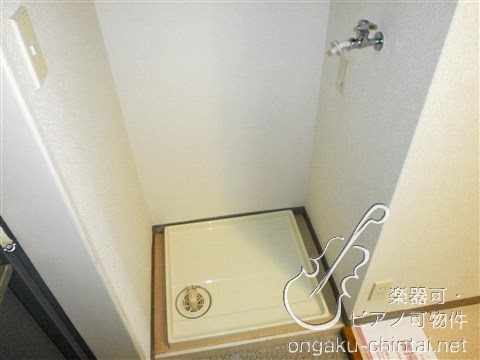 ノーブル桜台 8:00～23:00演奏可　グランドピアノ・声楽・他各種楽器の演奏可 洗濯機置場