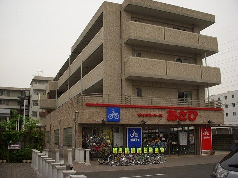ヴィヴァ―チェ日吉 8:00～23:00　グランドピアノ・声楽・弦楽器・木管・金管楽器の演奏可 その他