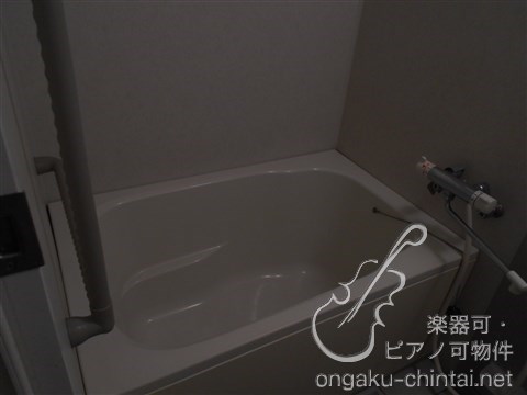 ヴィヴァ―チェ日吉 8:00～23:00　グランドピアノ・声楽・弦楽器・木管・金管楽器の演奏可 別タイプ参考