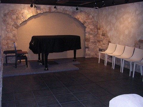 La Bella Vita（ラベラヴィータ)　23時迄演奏可 その他