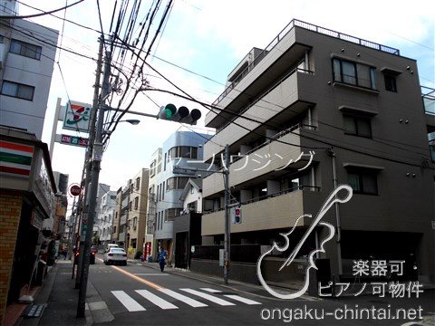 パウゼホイッスヘン 21時を目安　山手線　駒込駅　東京藝大 その他