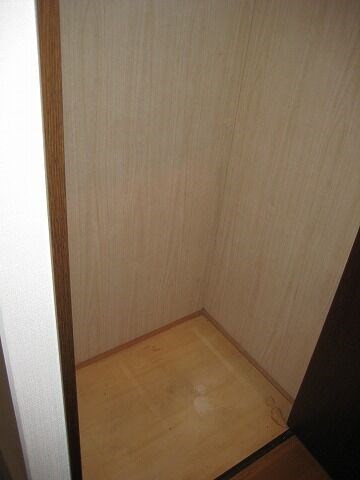 伊藤ビル第２　08:00～23:00演奏可　東京藝術大学　東京音楽大学 洗濯機置場