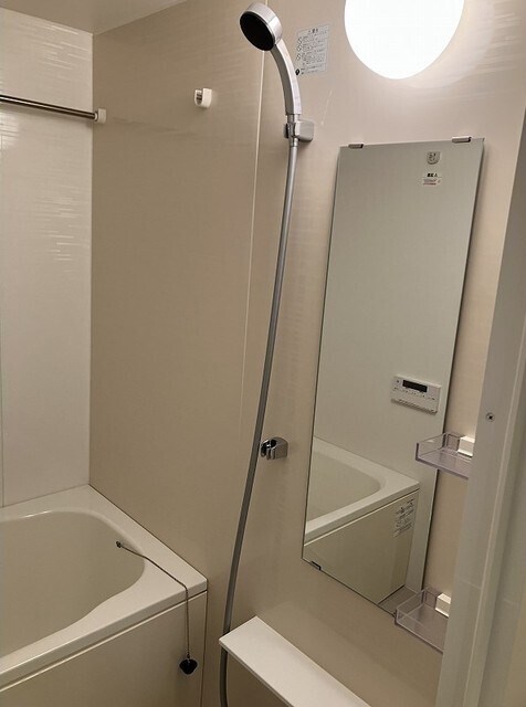 WHARF森下　別途soundproofroom(防音ルーム）にて24時間演奏可能 風呂画像