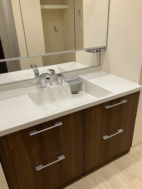 WHARF森下　別途soundproofroom(防音ルーム）にて24時間演奏可能 洗面所