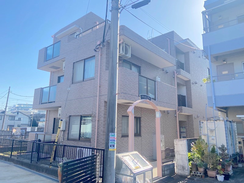 アコルデ芦花 8:00～23:00　グランドピアノＣ７クラスまで搬入可・声楽・弦楽器・木管・金管楽器の演奏可 その他