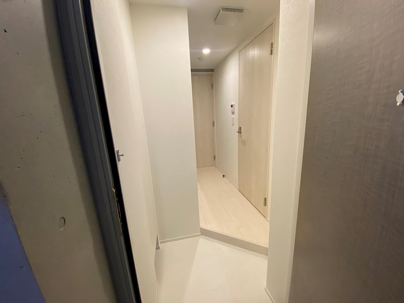 ASTILE studio経堂　24時間演奏可　小田急線　遮音性能目標値：D-65　昭和音大 玄関