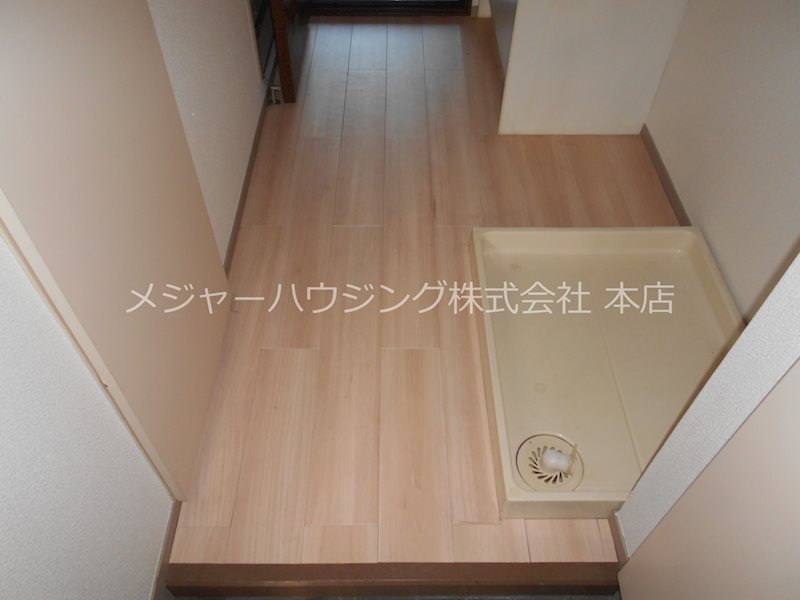 カーサプリマ 24時間演奏可 洗濯機置場