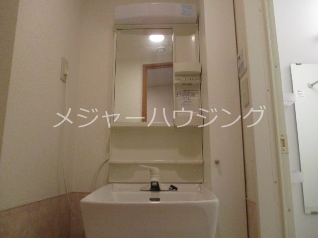 スターダスト新百合 ９：００～２２：００演奏可　昭和音楽大学 その他