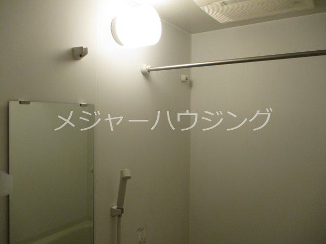 スターダスト新百合 ９：００～２２：００演奏可　昭和音楽大学 その他
