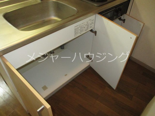 スターダスト新百合 ９：００～２２：００演奏可　昭和音楽大学 その他