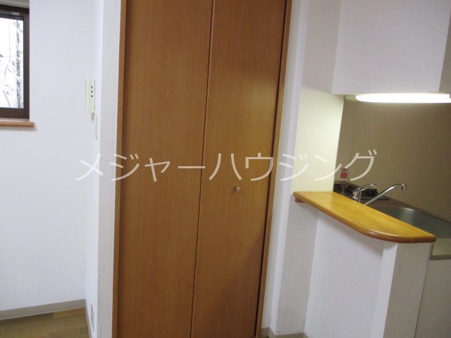 スターダスト新百合 ９：００～２２：００演奏可　昭和音楽大学 その他