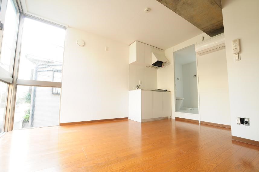Sakuragi Apartment24時間演奏可 東京藝術大学　上野学園大学 リビング
