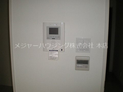 La Bella Vita（ラベラヴィータ) 23時まで演奏可 ＴＶモニター付インターフォン
